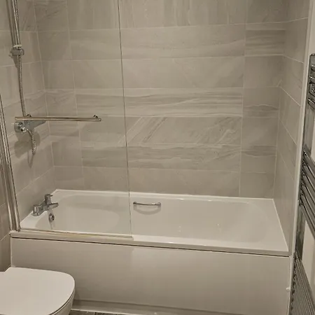 Double Bedroom-shared House * Lucan